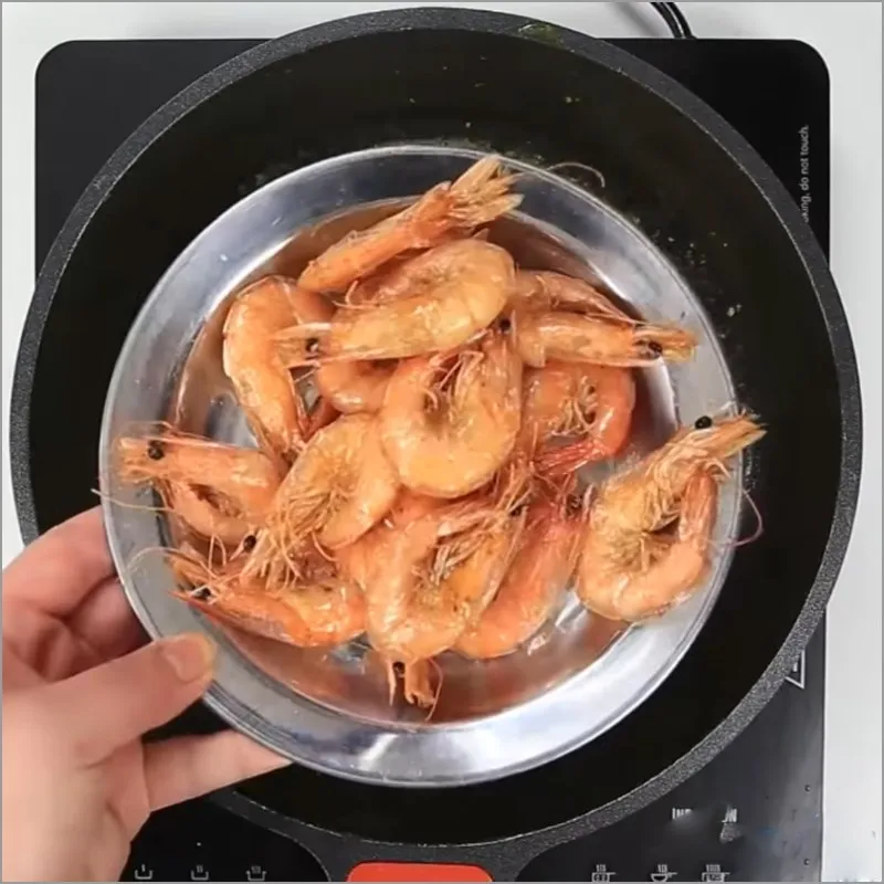 Bước 3 Làm tôm chiên bơ tỏi Tôm chiên bơ tỏi